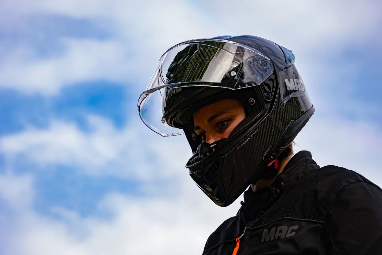 Mac Helmets Exterior — fotografía de Matías Margagliotti