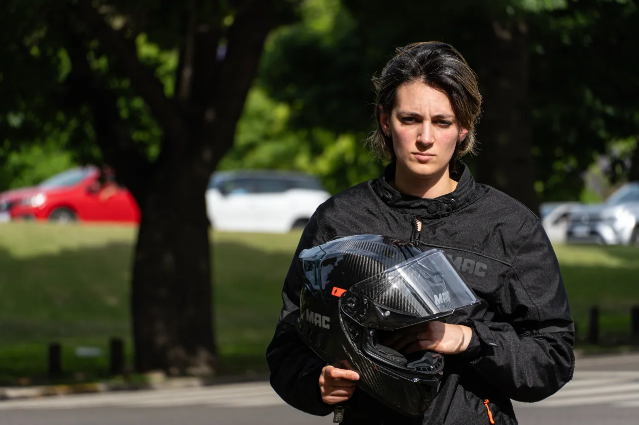 Mac Helmets Exterior — fotografía de Matías Margagliotti