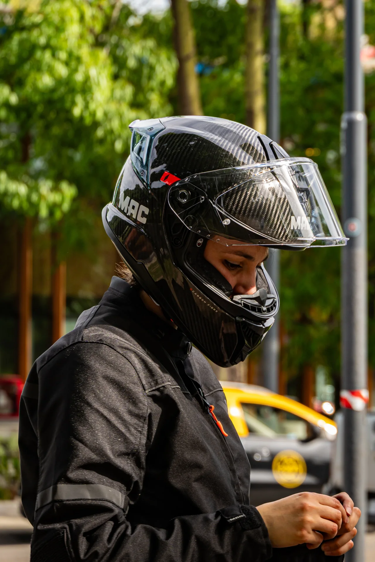 Mac Helmets Exterior — fotografía de Matías Margagliotti